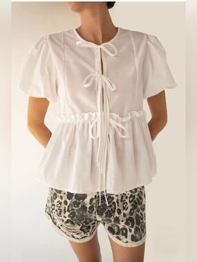 Oak + Fort Puff Sleeve Front Tie Blouse